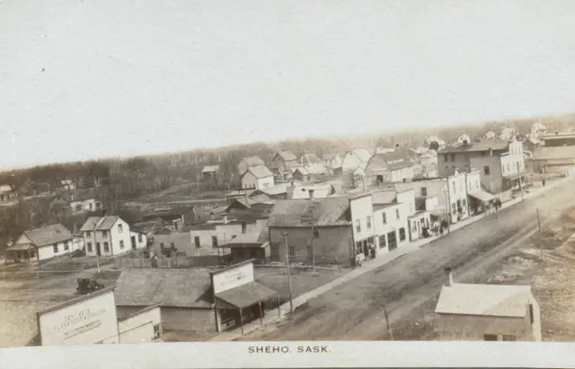 Overlooking Main Street, Sheho